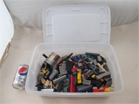 Boîte contenant des pièces de LEGO