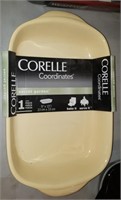 Corelle Coordinates Yellow Bake Pan