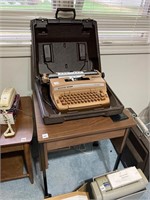 Typewriter-Coronet & Table