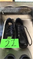 Black shoes sz8.5 wide