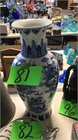 Blue n white vase