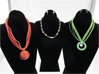 3 Pc Lot Vintage Costume Jewelry (Necklaces)