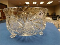 Footed Bowl - 8 inch diameter