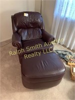 Brown leather chair w/ foot stool