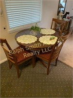 Round kitchen table with 3 chairs