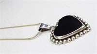 925 Mexican Silver Heart-Shaped Pendant Necklace