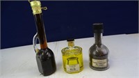 (3) Gourmet Oil, Vinegar & Peppercorns w/ Grinder