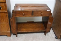 1930's entry table