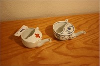 (2) tea pots