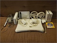 Wii Game System w/ Games & Accessories