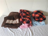 Assorted Blankets & Throws