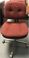 WINE CLOTH OFFICE CHAIR ON ROLLERS