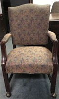 FLORAL UPHOLSTERED OFFICE CHAIR ON WHEELS
