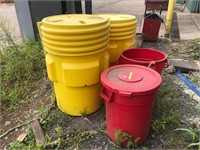 Lot of 4 trash cans