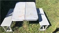 Multiple item lot: table, variety of chairs