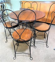 oak top table w/4 chairs - ice cream chairs& table