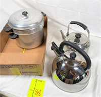 vintage kettles & pans