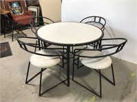 Modern style round table & 4 chair set