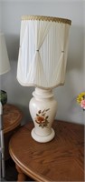 Ceramic Rose Pattern Lamp