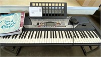 Yamaha PSR-GX76 Keyboard & Stand