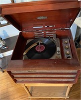 VINTAGE PHONOGRAPH WITH STAND