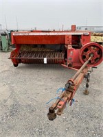 Massey Ferguson 228 Baler