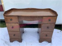 Vintage heavy maple 6-drawer desk-vanity