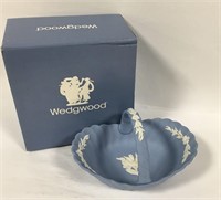 Wedgwood Fluted Jasper Flower Basket