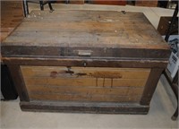 early tool box with trays