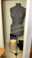 FEMALE MANNEQUIN AND TINS