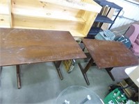 2 wood tables 4'