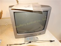 Sanyo 13" TV model DS13204 w/manual, remote,