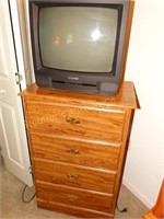 Magnavox 19" TV w/remote  model #34339445 & 4