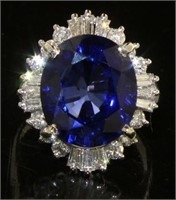 14kt Gold 11.09 ct Sapphire & Diamond Ring