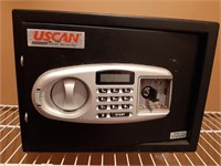 Uscan Metal Safe With Key 14 1/4" X 10 1/2" X 10