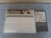 Two Piece Twin Duvet Set And Pair Of Pillowcases