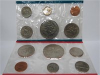 1977 Uncirculated Mint Set