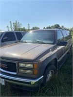 1997 GMC 1500 Suburban 238,000