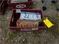 PLASTIC TOTE OF ASSTD LICENSE PLATES VARIOUS YEARS