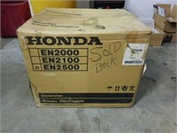 BRAND NEW IN THE BOX HONDA HARMONY 2500 GENERATOR