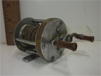 Shakespeare Triumph Fishing Reel