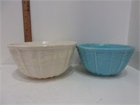 2 Stoneware Nesting Bowls. Blue One Has Small