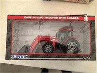 ERTL Case IH cx90 Tractor with Loader