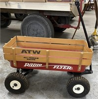 Radio Flyer Wagon w/Side Panels