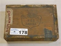 Demuth Golden Lion, Lancaster Cigar Box