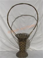 Round Floral Basket For Arrangements;
