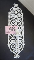WHITE WICKER CANDLE SCONCE 19 IN