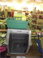 PET KENNEL AND MISC. LOT