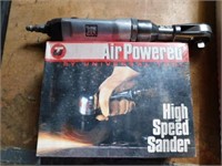 Air powered sander, new in box - Ingersoll - Rand