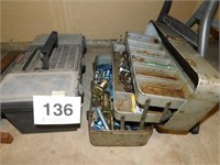 Tuff-Stuff tool box with misc. tools - metal tool